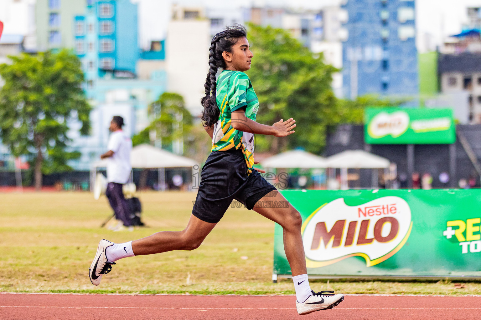 Day 3 of Inter-school Athletics Championship 2025 held in Ekuveni Synthetic Track, Male', Maldives on Wednesday, 08th October 2025. Photos by: Areef Adam  / Images.mv