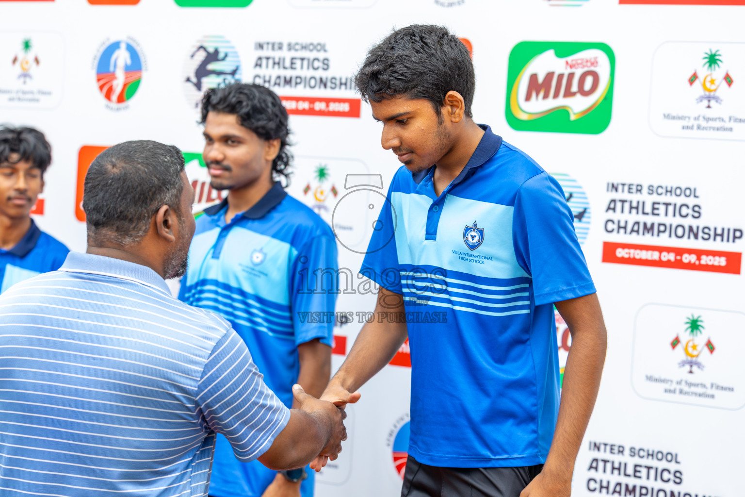 Day 6 of Inter-school Athletics Championship 2025 held in Ekuveni Synthetic Track, Male', Maldives on Sunday, 12th October 2025. Photos by: Ismail Thoriq / Images.mv