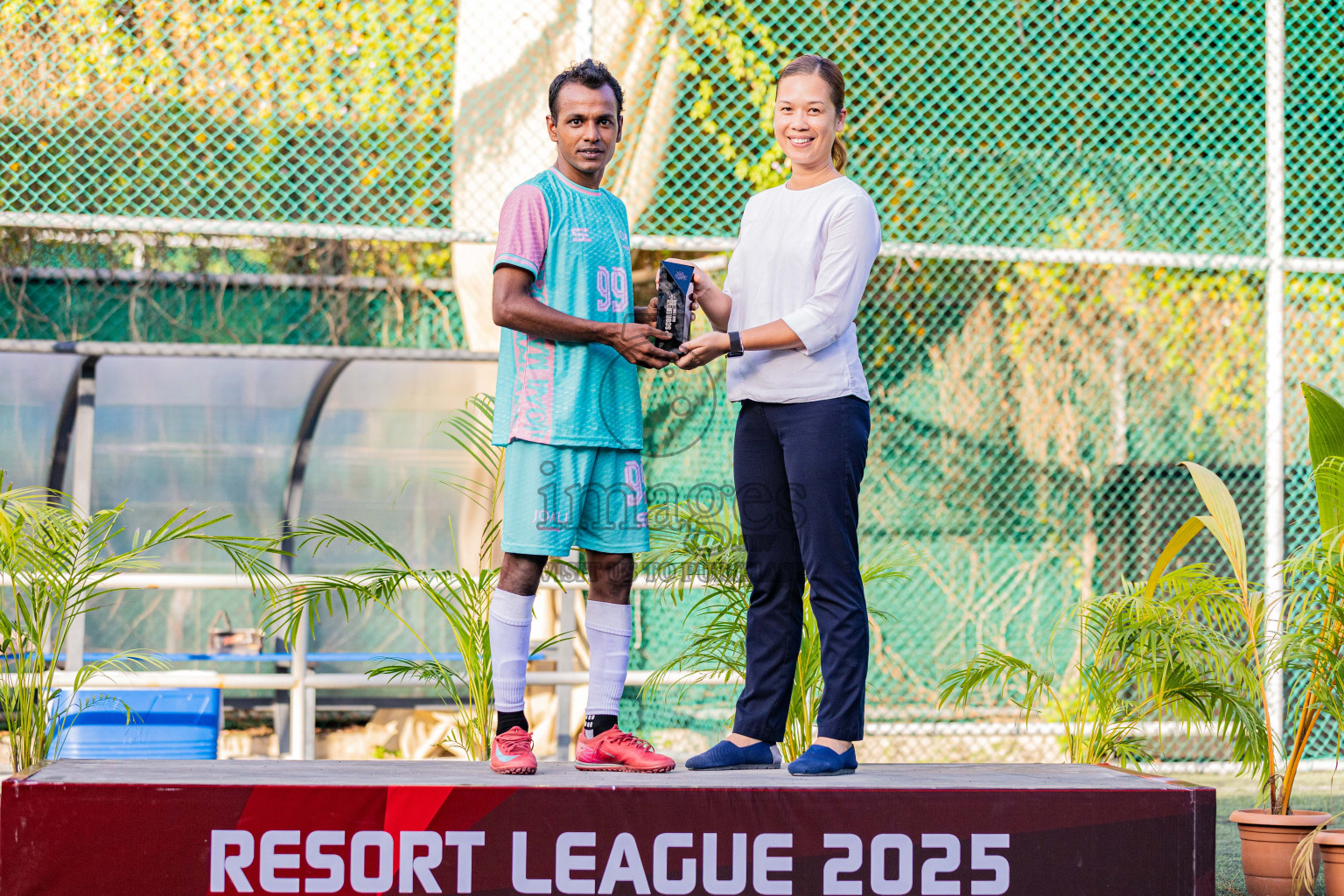 Resort League 2025 Raa Zone - Final Match
Joali vs kothaifaru in Resort League 2025 (Raa Zone) was held on Thursday, 21th august 2025 in JOALI Maldives Resort, Raa Atoll, Maldives. Photos: Areef Adam / images.mv