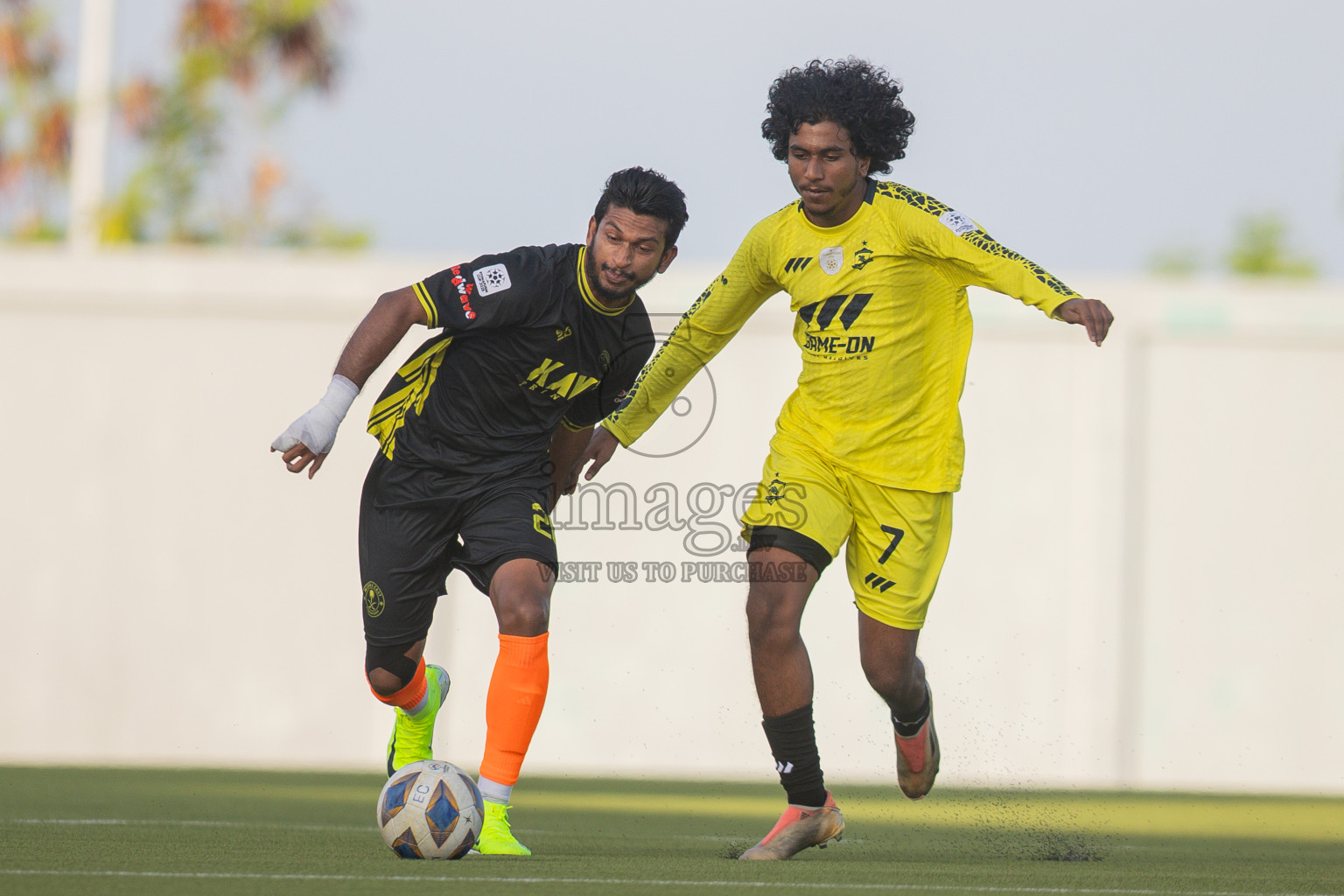 Velaa Sports Club vs Team Middle East in Day 3 of Eydhafushi Cup 2025 held in Eydhafushi Football Stadium at B. Eydhafushi, Maldives on Sunday, 7th September 2025. Photos: Arif Rasheed / images.mv