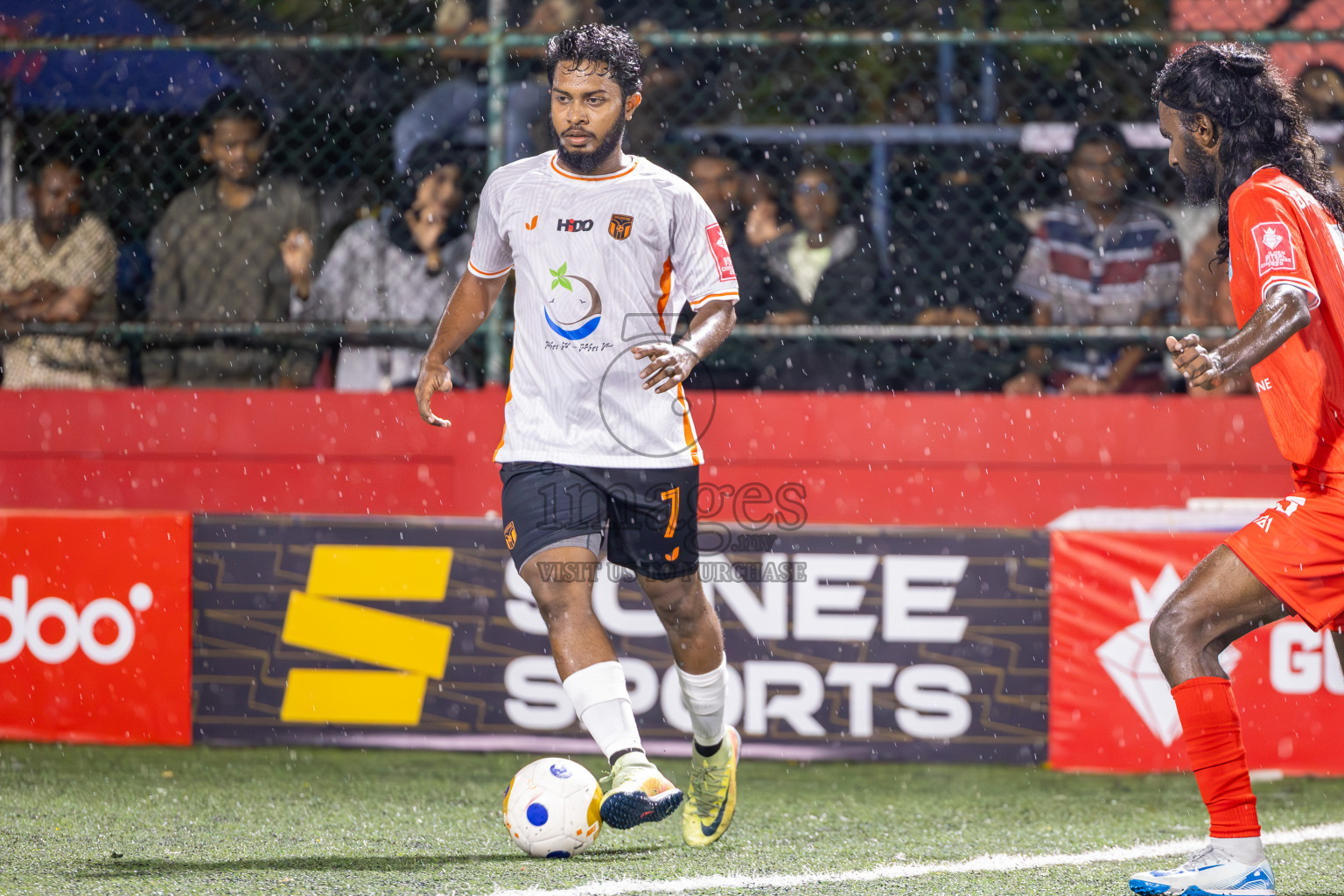 Th Gaadhiffushi vs Th Hirilandhoo  in Day 6 of Golden Futsal Challenge 2025 on Friday, 6th January 2025, in Hulhumale', Maldives
Photos: Ismail Thoriq / images.mv