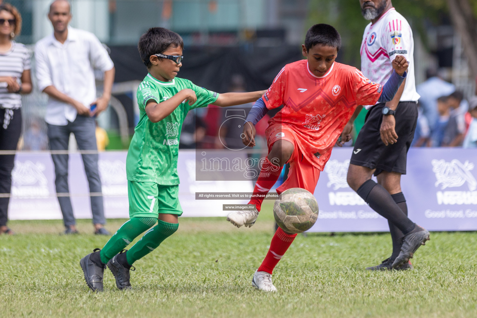 Day 2 of Nestle kids football fiesta, held in Henveyru Football Stadium, Male', Maldives on Thursday, 12th October 2023 Photos: Shuu Abdul Sattar / mages.mv