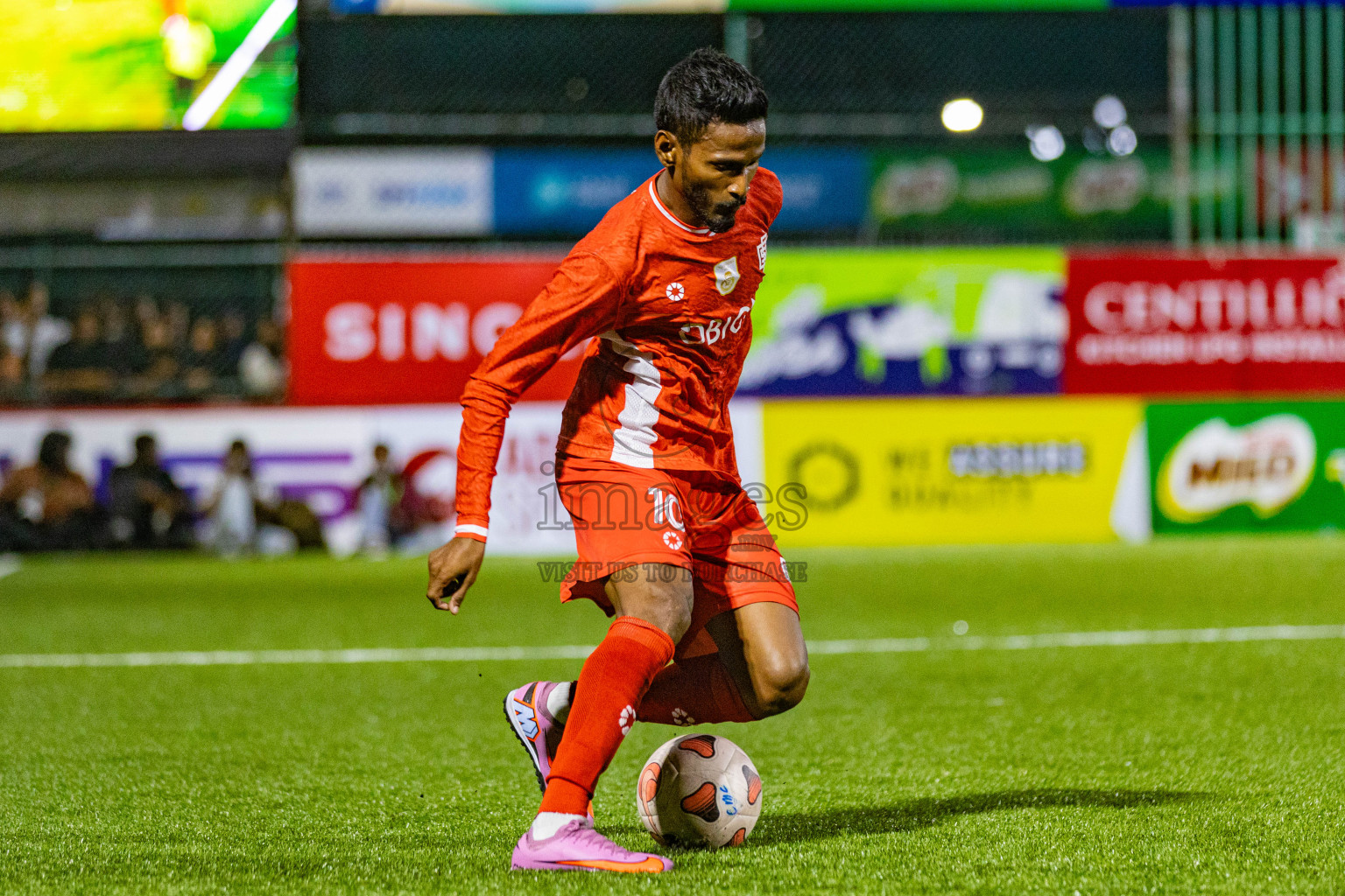 Road Recreation Club vs Club Combination SC Eydhafushi in Kings Cup Final of Club Maldives 2025 was held in Rehendhi Futsal Ground, Hulhumale', Maldives on Tuesday, 9th September 2025. Photos: Areef Adam / images.mv