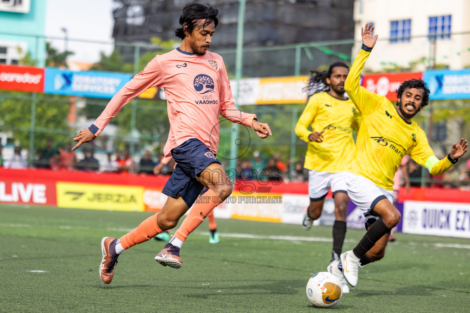 GDh Vaadhoo vs GDh Gadhdhoo in Day 12 of Golden Futsal Challenge 2025 was held on Thursday, 16th January 2025, in Hulhumale', Maldives Photos: Ismail Thoriq / images.mv