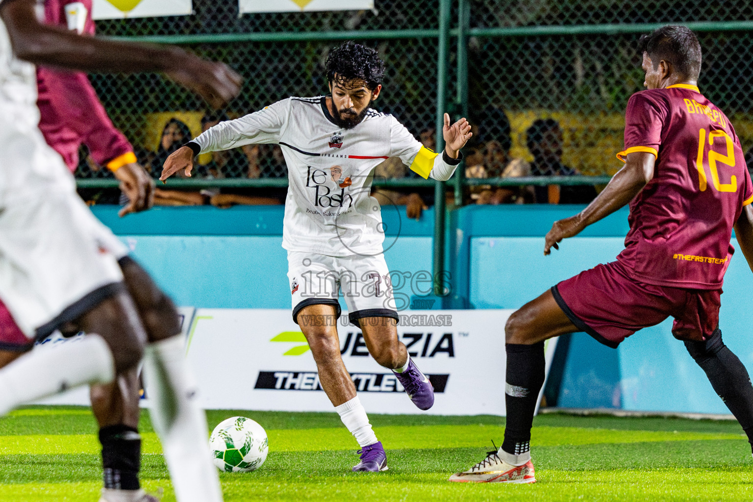 Ifhaams vs Comienzo fc in Semi Finals of Laamehi Dhiggaru Ekuveri Futsal Challenge 2025 was held on Sunday, 27th July 2025, at Dhiggaru Futsal Ground, Dhiggaru, Maldives Photos: Nausham Waheed  / images.mv
