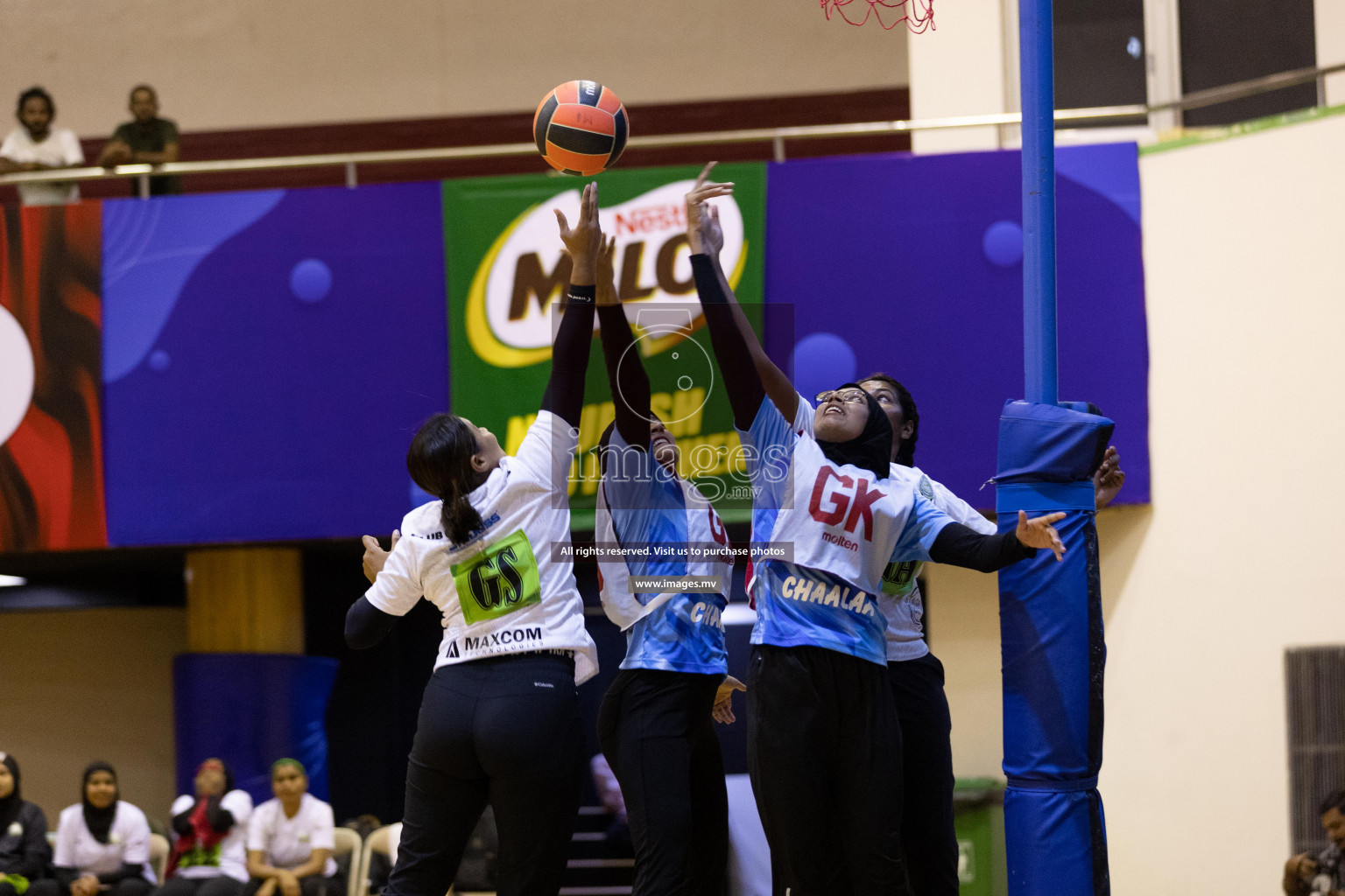 Club Green Streets vs Mahibadhoo in the Milo National Netball Tournament 2022 on 20 July 2022, held in Social Center, Male', Maldives. Photographer: Shuu / Images.mv