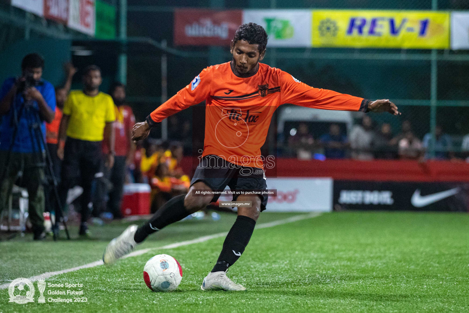 Th. Hirilandhoo vs Th. Omadhoo in Day 4 of Golden Futsal Challenge 2023 on 08 February 2023 in Hulhumale, Male, Maldives