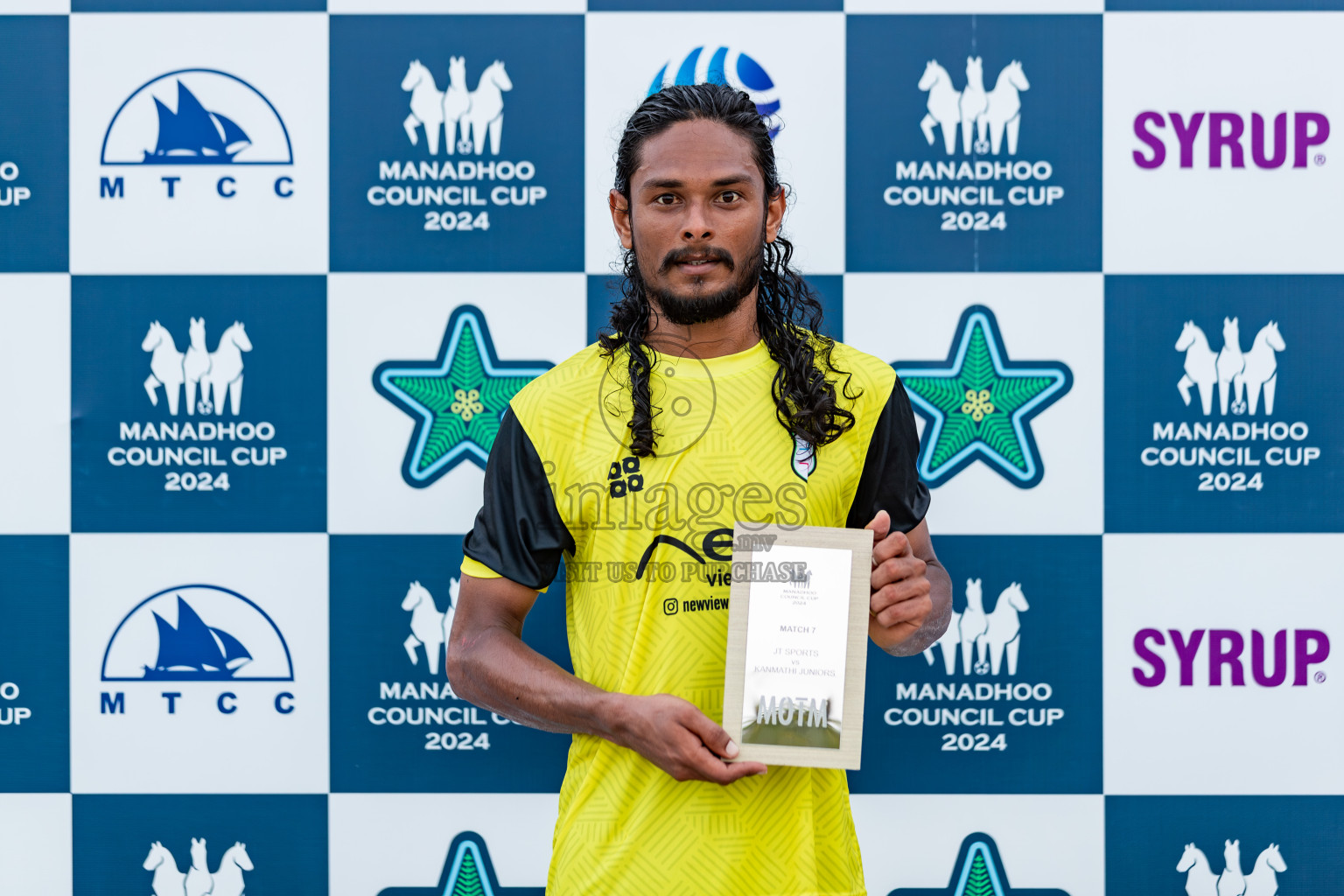 Kanmathi Juniors vs JT Sports from Manadhoo Council Cup 2024 in N Manadhoo Maldives on Wednesday, 21st February 2023. Photos: Nausham Waheed / images.mv