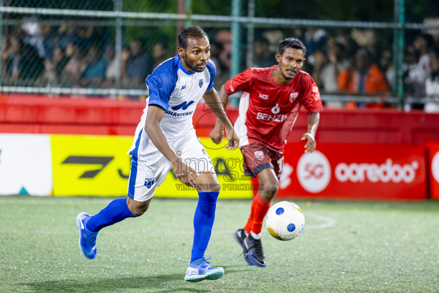 Th Vilufushi vs Th Kinbidhoo in Day 10 of Golden Futsal Challenge 2025 was held on Tuesday, 14th January 2025, in Hulhumale', Maldives Photos: Ismail Thoriq / images.mv