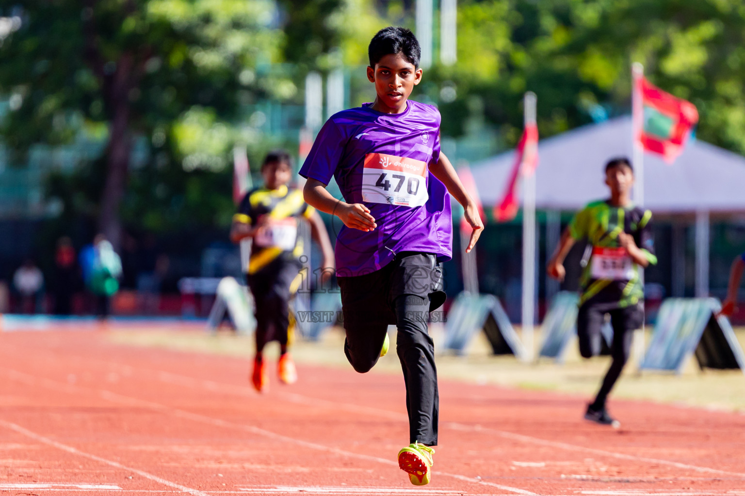 Day 1 of Inter-school Athletics Championship 2025 held in Ekuveni Synthetic Track, Male', Maldives on Monday, 06th October 2025. Photos by: Nausham Waheed / Images.mv