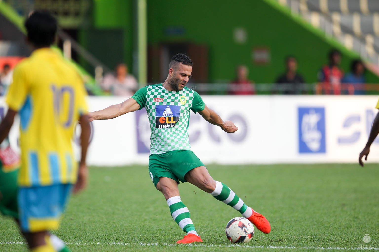 Football Association of Maldives Charity Shield Match between Maziya Sports and Recreation Club and Club Valencia in Male', Maldives, Wednesday, February 16, 2017. Maziya won the match by 1 - 0. (Images.mv Photo/ Hussain Sinan).