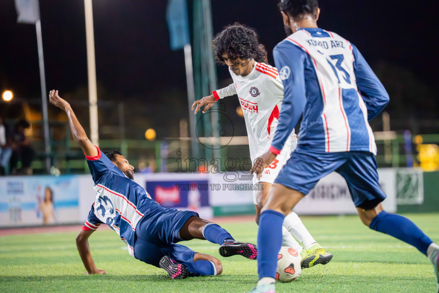 Maahinne UTD VS Outreef SC in Day 1 - Fonadhoo Youth Futsal Challenge 2025 was held in Fonadhoo Futsal Stadium, L. Fonadhoo, Maldives on Sunday, 26th October 2025 Photos: Arif Rasheed / images.mv