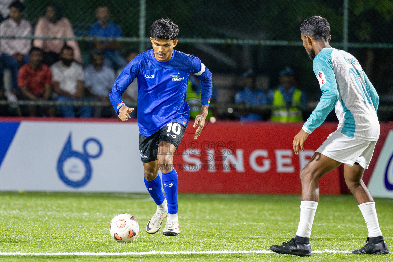 Fenaka vs Police Club in Day 14 of Club Maldives Cup 2025 was held in Rehendhi Futsal Ground, Hulhumale', Maldives on Tuesday, 14th October 2025. Photos: Ismail Thoriq / images.mv