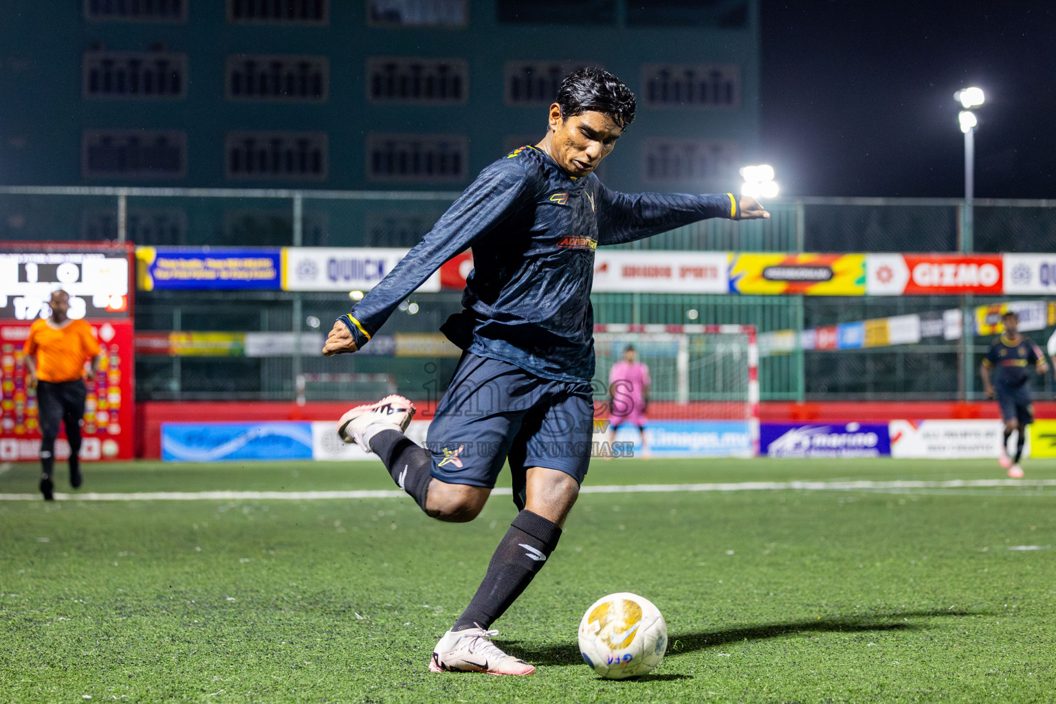 B Thulhaadhoo vs B Fehendhoo in Day 18 of Golden Futsal Challenge 2025 was held on Wednesday, 22nd January 2025, in Hulhumale', Maldives. Photos: Nausham Waheed / images.mv