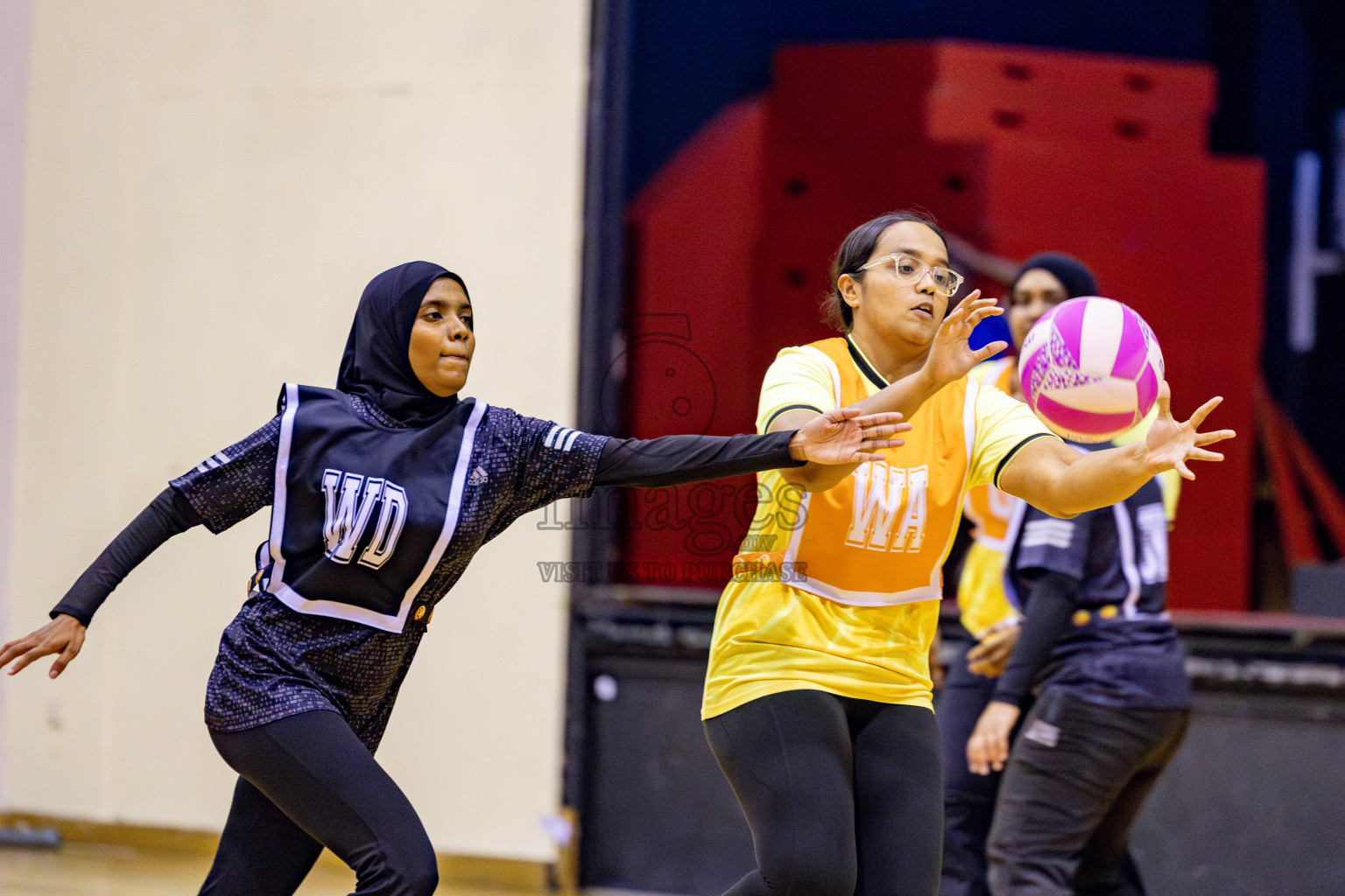 Kulhudhuffushi Youth & Recreation Club vs SC Shining Star in Division 1 of National Netball Tournament 2025 held in Social Center at Male', Maldives on Sunday, 25th May 2025. Photos: Hassan Simah / images.mv