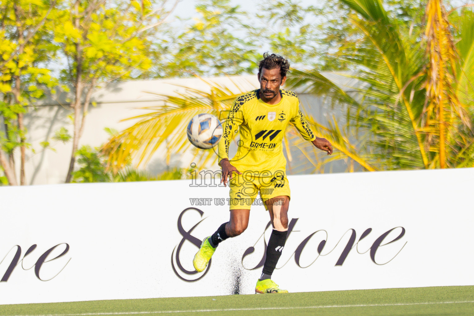 Final Match Irumathi Sports VS Velaa Sports Club in Day 9 of Eydhafushi Cup 2025 held in Eydhafushi Football Stadium at B. Eydhafushi, Maldives on Monday, 15th September 2025. Photos: Arif Rasheed / images.mv