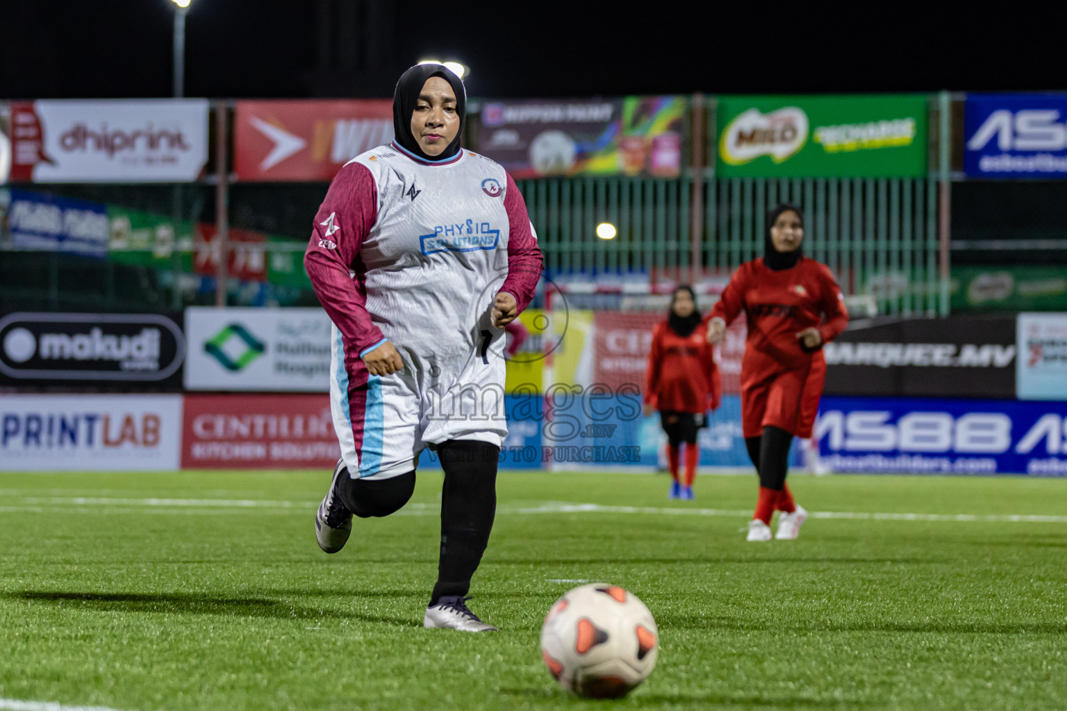 Kulhivaru Vuzaaraa Club vs ACC RC in Eighteen Thirty Classic of Club Maldives Cup 2025 held in Rehendi Futsal Ground, Hulhumale', Maldives on Tuesday, 2rd September 2025. Photos: Areef, Yasna / images.mv