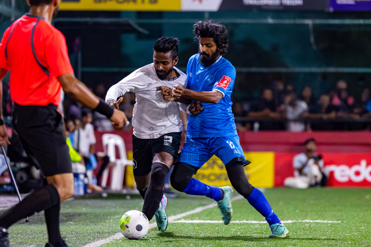 R Dhuvaafaru vs R Alifushi on Day 37 of Golden Futsal Challenge 2024 was held on Thursday, 22nd February 2024, in Hulhumale', Maldives
Photos: Mohamed Mahfooz Moosa/ images.mv