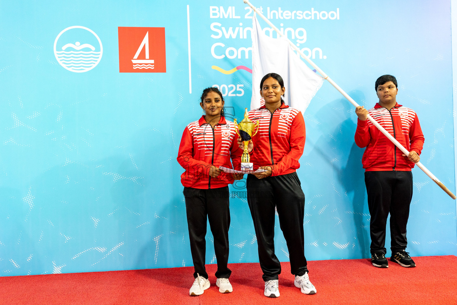 Closing Ceremony of BML 21st Interschool Swimming Competition 2025 .was held in Hulhumale' Swimming Pool, Hulhumale', Maldives on Saturday, 18th October 2025. 
Photos: Hassan Simah / images.mv