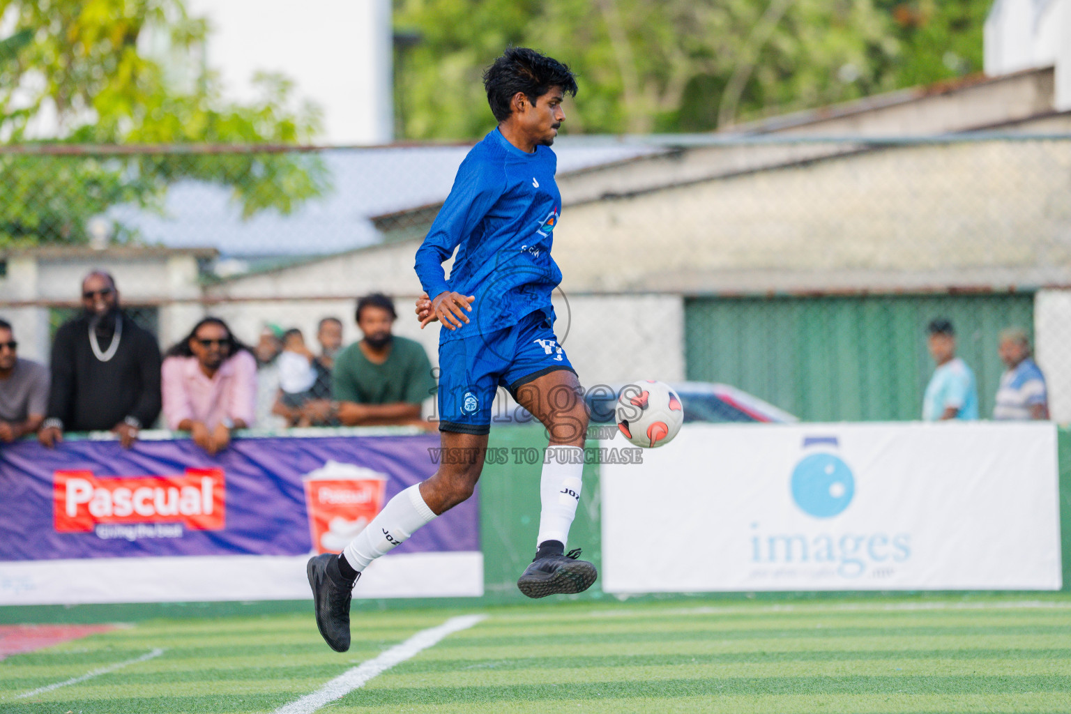 Foemathi VS Foemathi JR in Day 1 - Fonadhoo Youth Futsal Challenge 2025 was held in Fonadhoo Futsal Court, L. Fonadhoo, Maldives on Sunday, 26th October 2025

Photos: Arif Rasheed / images.mv