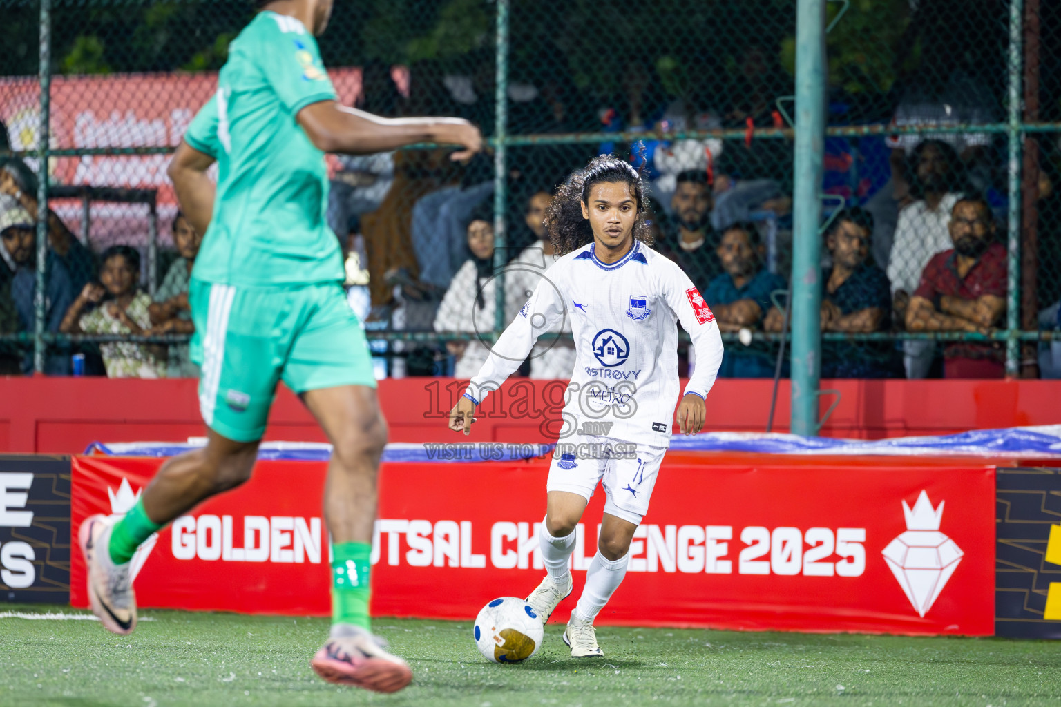 GA Dhaandhoo vs GA Gemanafushi in Day 14 of Golden Futsal Challenge 2025 was held on Saturday, 18th January 2025, in Hulhumale', Maldives. Photos: Ismail Thoriq / images.mv