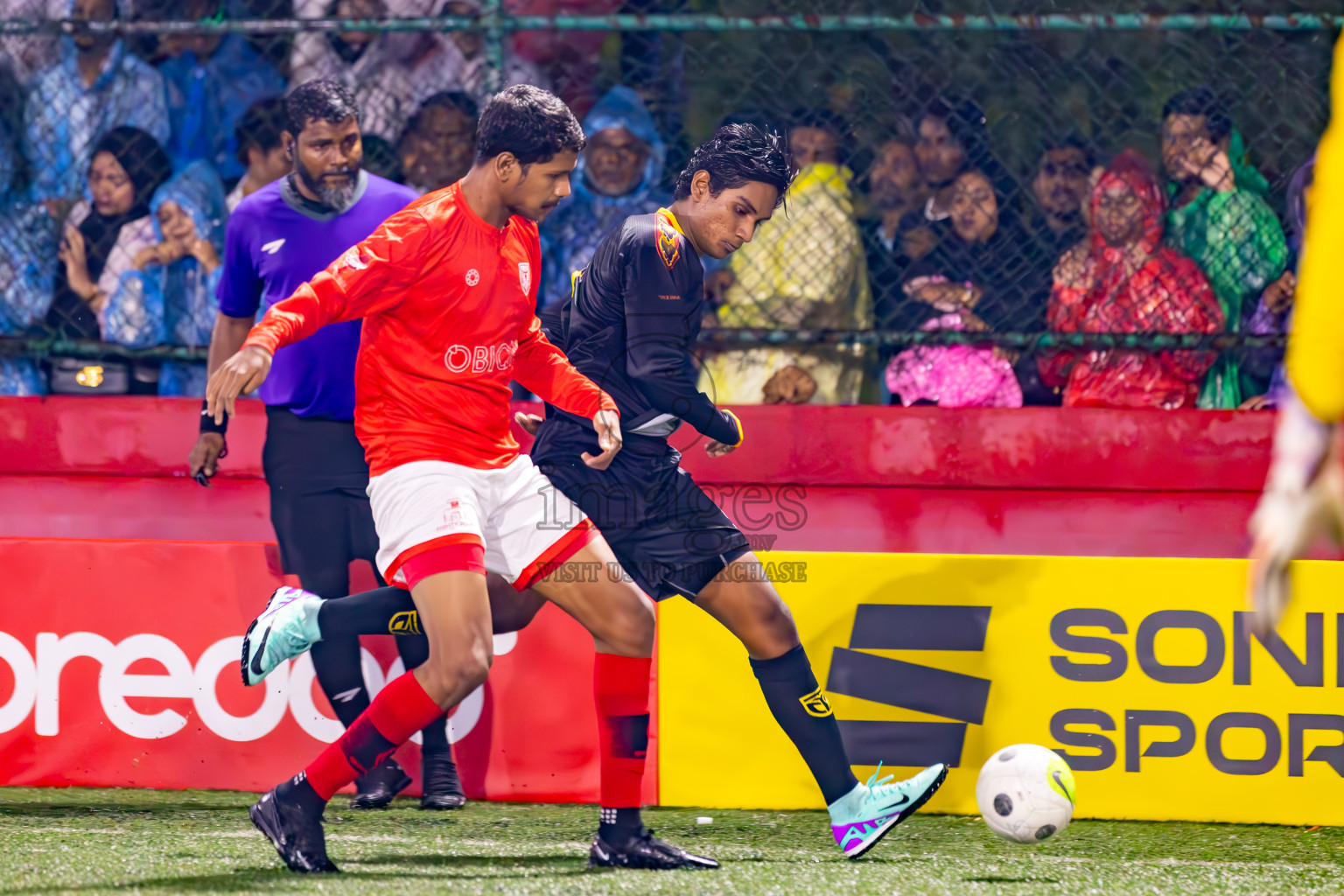 B Thulhaadhoo vs B Eydhafushi in Day 26 of Golden Futsal Challenge 2024 was held on Friday , 9th February 2024 in Hulhumale', Maldives
Photos: Hassan Simah / images.mv