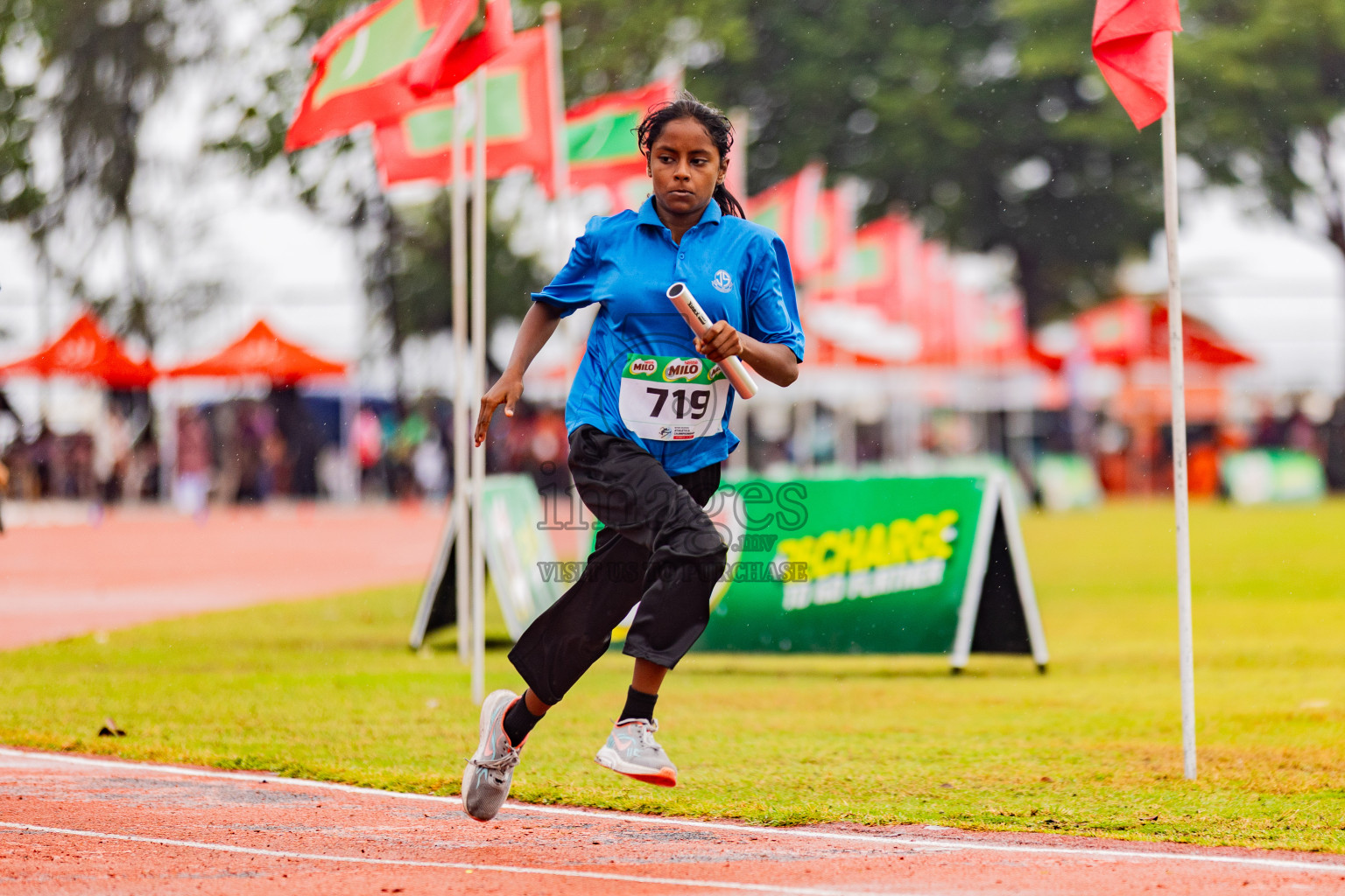 Day 6 of Inter-school Athletics Championship 2025 held in Ekuveni Synthetic Track, Male', Maldives on Sunday, 12th October 2025. Photos by: Areef Adam / Images.mv
