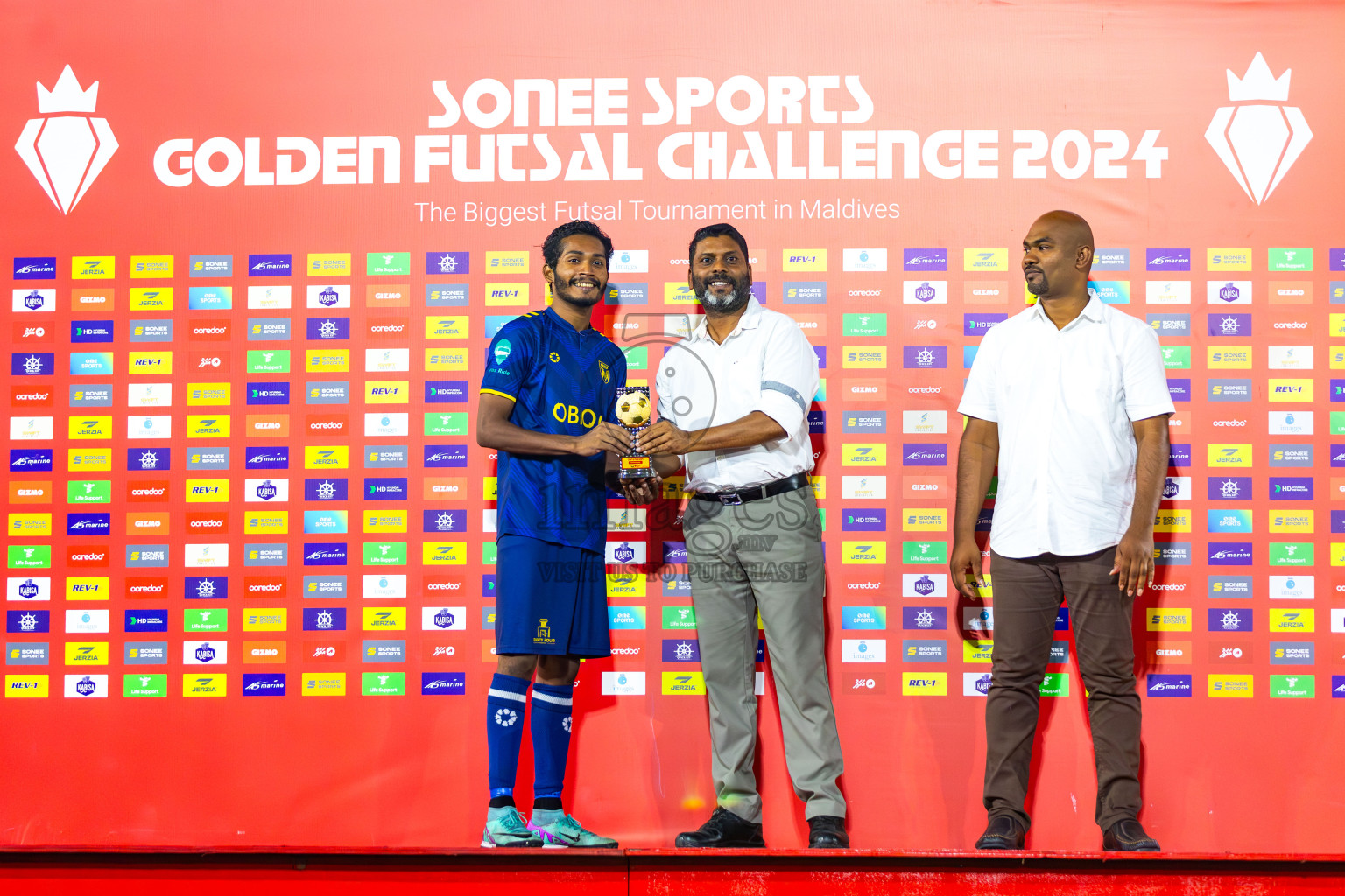 L. Gan VS B. Eydhafushi in the Finals of Golden Futsal Challenge 2024 which was held on Thursday, 7th March 2024, in Hulhumale', Maldives. 
Photos: Hassan Simah / images.mv