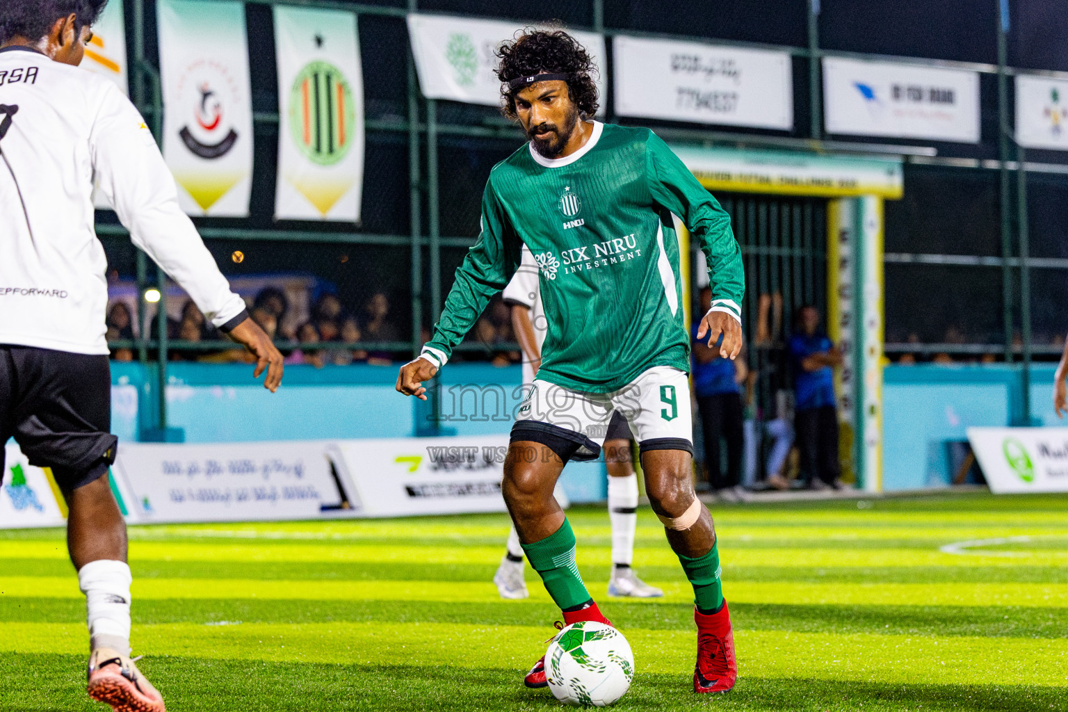 Dee Cee Jay SC vs Comienzo FC in Day 2 of Laamehi Dhiggaru Ekuveri Futsal Challenge 2025 was held on Friday, 25th July 2025, at Dhiggaru Futsal Ground, Dhiggaru, Maldives Photos: Nausham Waheed  / images.mv