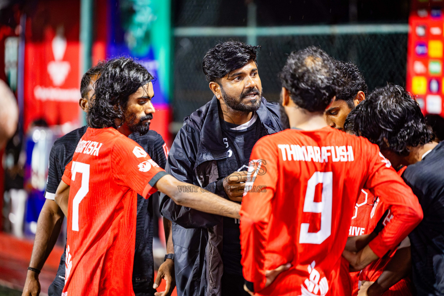 Th Thimarafushi VS Th Veymandoo in Atoll Round Semi-Final on Day 22 of Golden Futsal Challenge 2025 was held on Sunday , 26th January 2025, in Hulhumale', Maldives. Photos: Nausham Waheed / images.mv