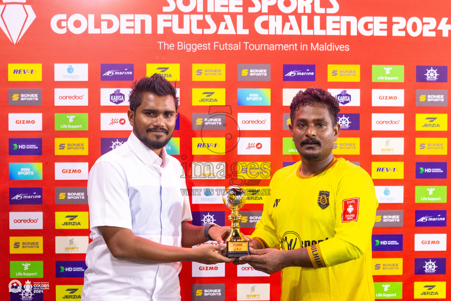 ADh Mandhoo vs ADh Omadhoo in Day 7 of Golden Futsal Challenge 2024 was held on Saturday, 20th January 2024, in Hulhumale', Maldives Photos: Ismail Thoriq / images.mv