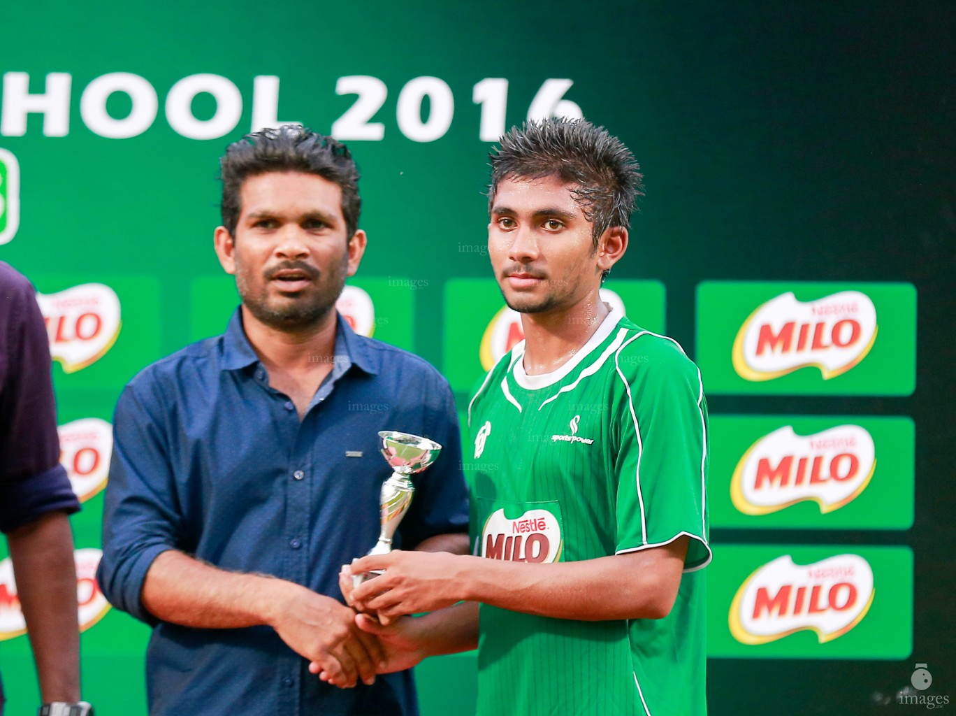 Finals of Interschool Under 16 between Dhaalu Atoll Education Center and Ghaazee School in Male', Maldives, Saturday, April. 15, 2016.(Images.mv Photo/ Hussain Sinan).