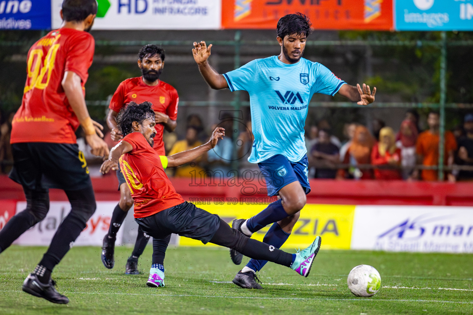 HDh Naivaadhoo vs HA Dhidhoo on Day 35 of Golden Futsal Challenge 2024 was held on Tuesday, 20th February 2024, in Hulhumale', Maldives
Photos: Mohamed Mahfooz Moosa, / images.mv