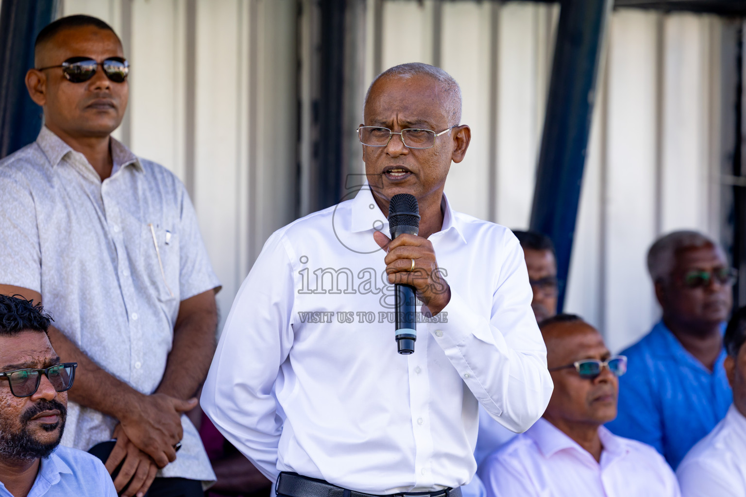 Dhonfanu vs Eydhafushi in Day 1 of Better in Baa Futsal Fiesta 2025 Woman's division held in B. Eydhafushi, Maldives on Wednesday, 5th November 2025. Photos: Nausham Waheed / images.mv