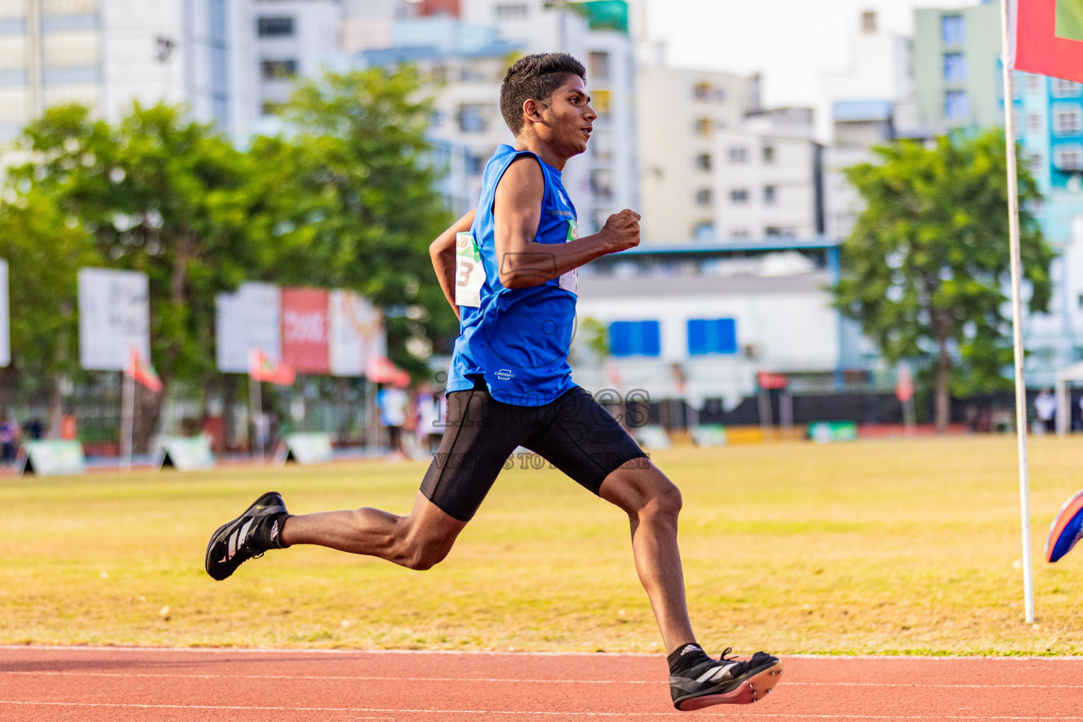 Day 3 of Inter-school Athletics Championship 2025 held in Ekuveni Synthetic Track, Male', Maldives on Wednesday, 08th October 2025. Photos by: Areef Adam  / Images.mv