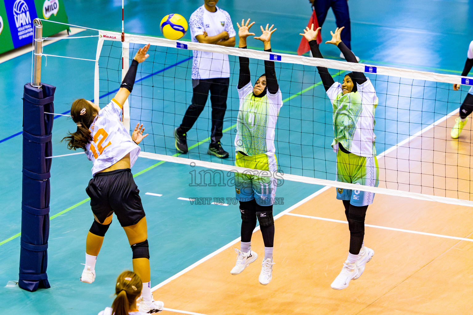 Wamco vs Flexor Sports Club Day 3 of Women's Division of Milo VAM Cup 2025 held in Male', Maldives on Friday, 11th April 2025 at Social Center Indoor Hall Photos By: Nausham Waheed / images.mv