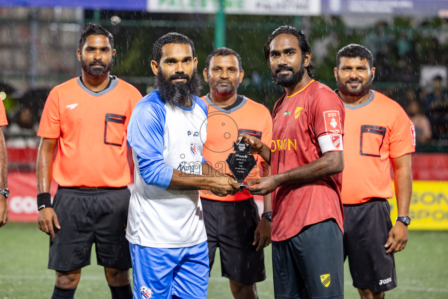 Dh. Kudahuvadhoo VS N. Kendhikulhudhoo in Round of 16 on Day 40 of Golden Futsal Challenge 2024 which was held on Tuesday, 27th February 2024, in Hulhumale', Maldives Photos: Hassan Simah / images.mv