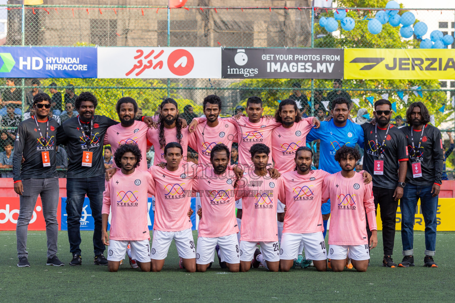 K Dhiffushi vs K Gulhi in Day 19 of Golden Futsal Challenge 2024 was held on Friday, 2nd February 2024, in Hulhumale', Maldives
Photos: Ismail Thoriq / images.mv