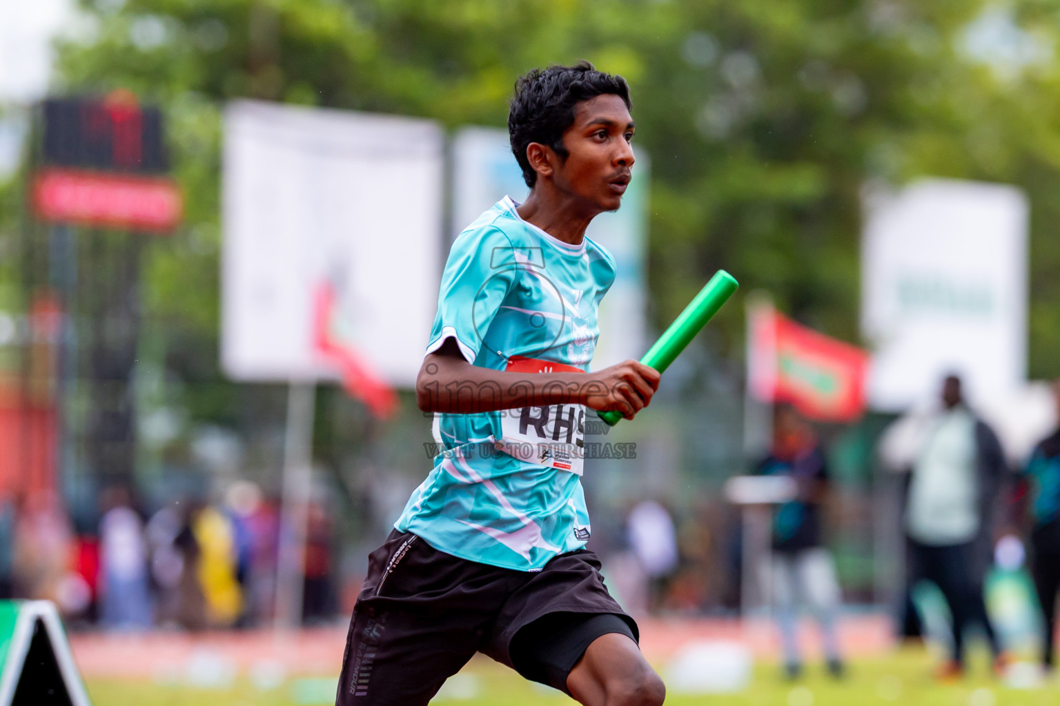 Day 6 of Inter-school Athletics Championship 2025 held in Ekuveni Synthetic Track, Male', Maldives on Sunday, 12th October 2025. Photos by: Nausham Waheed / Images.mv