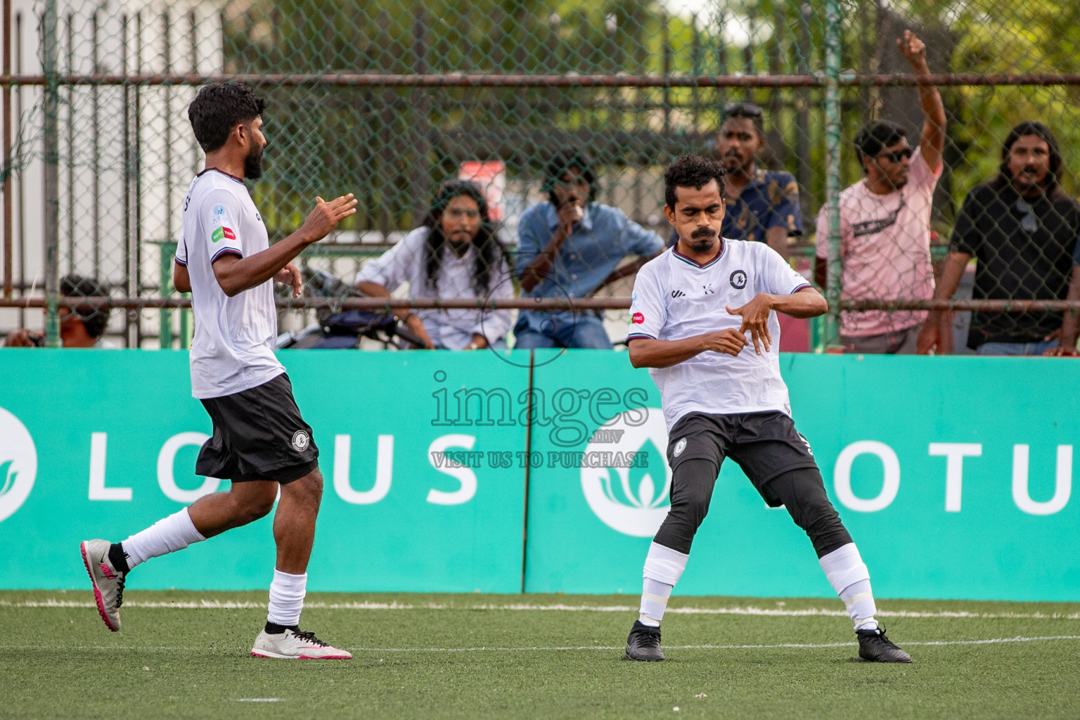 TRADENET VS KULHIVARU VUZARA CLUB in Club Maldives Classic 2024 held in Rehendi Futsal Ground, Hulhumale', Maldives on Friday, 6th September 2024. 
Photos: Hassan Simah / images.mv