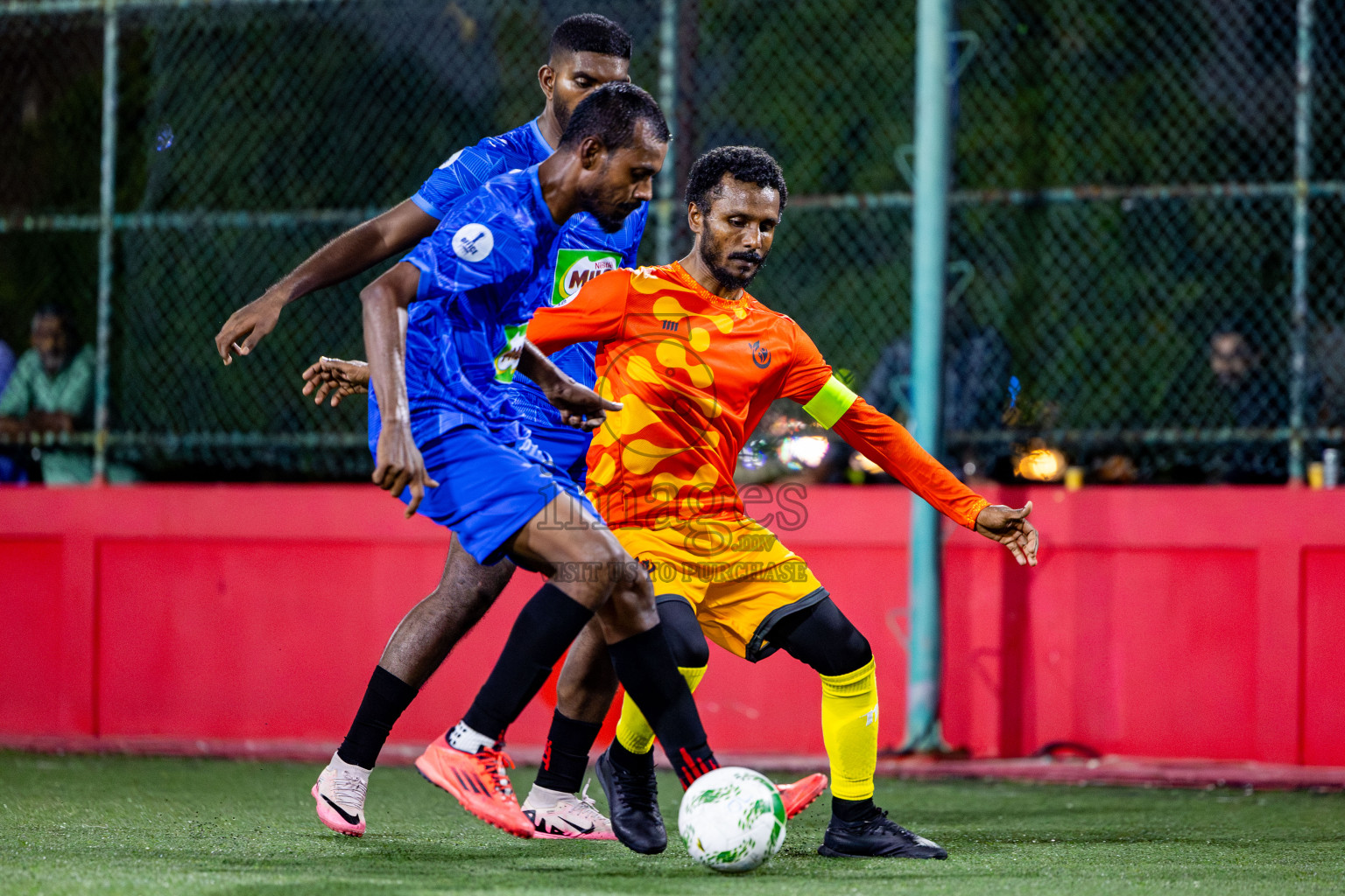 Police Club vs Hulhumale Hospital in Day 1 of Office League 2025 was held on Wednesday, 16th April 2025 in Hulhumale', Maldives. Photos: Nausham Waheed / images.mv