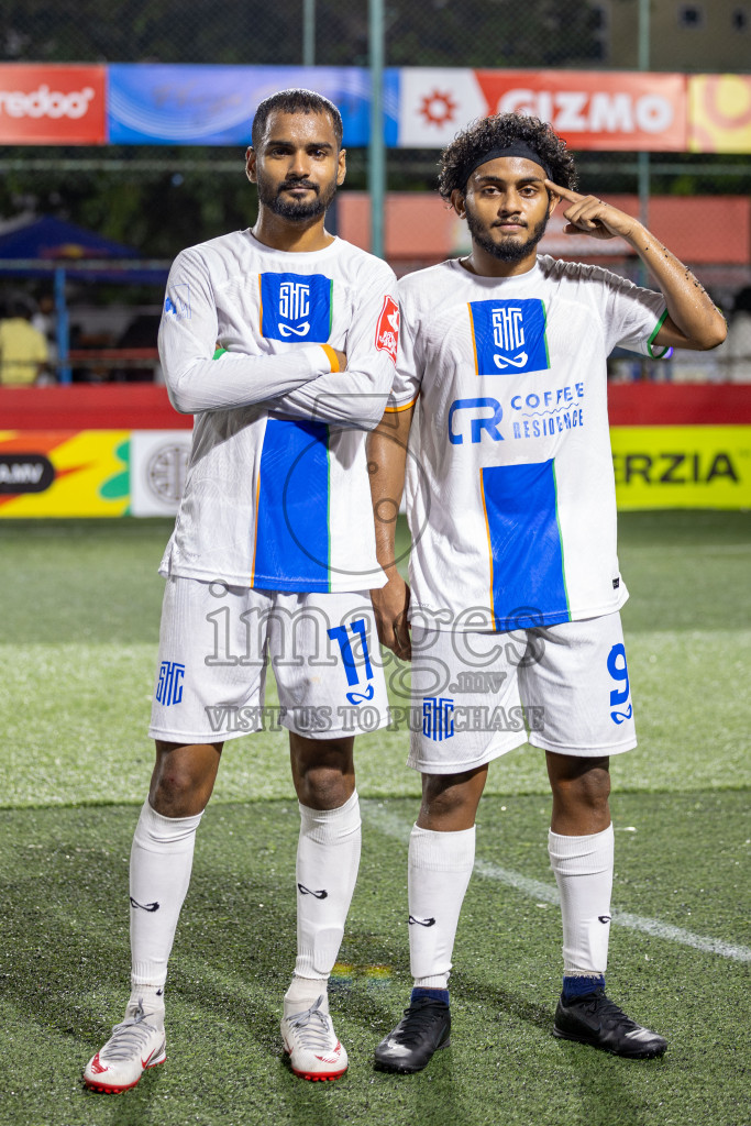 S Hithadhoo VS S MaradhooFeydhoo Atoll Round Semi-Final on Day 20 of Golden Futsal Challenge 2025 was held on Friday, 24 January 2025, in Hulhumale', Maldives. 
Photos: Hassan Simah / images.mv