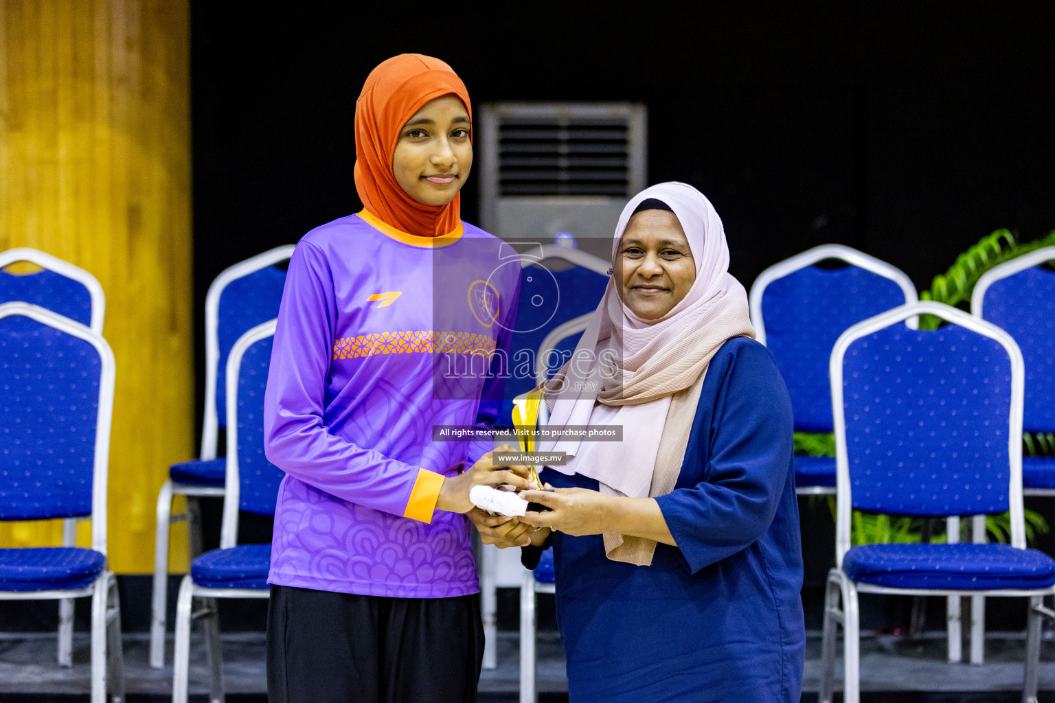 Day 9 of 24th Interschool Netball Tournament 2023 was held in Social Center, Male', Maldives on 4th November 2023. Photos: Hassan Simah / images.mv