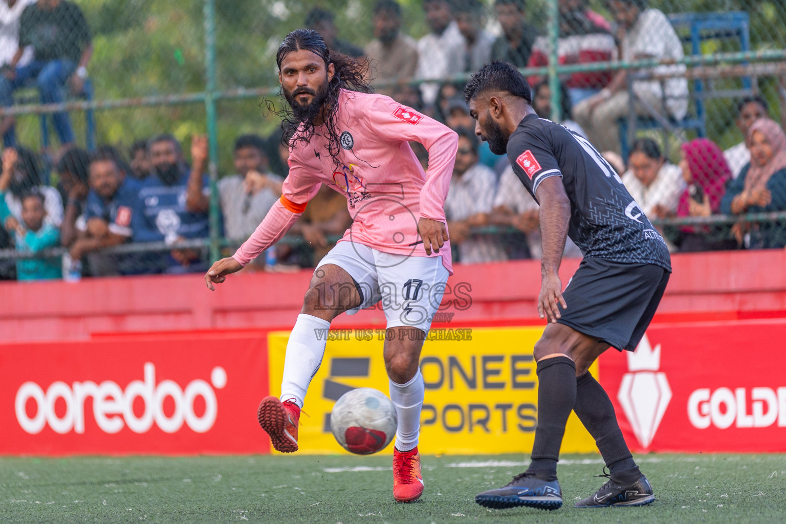 K Dhiffushi vs K Gulhi in Day 19 of Golden Futsal Challenge 2024 was held on Friday, 2nd February 2024, in Hulhumale', Maldives
Photos: Ismail Thoriq / images.mv