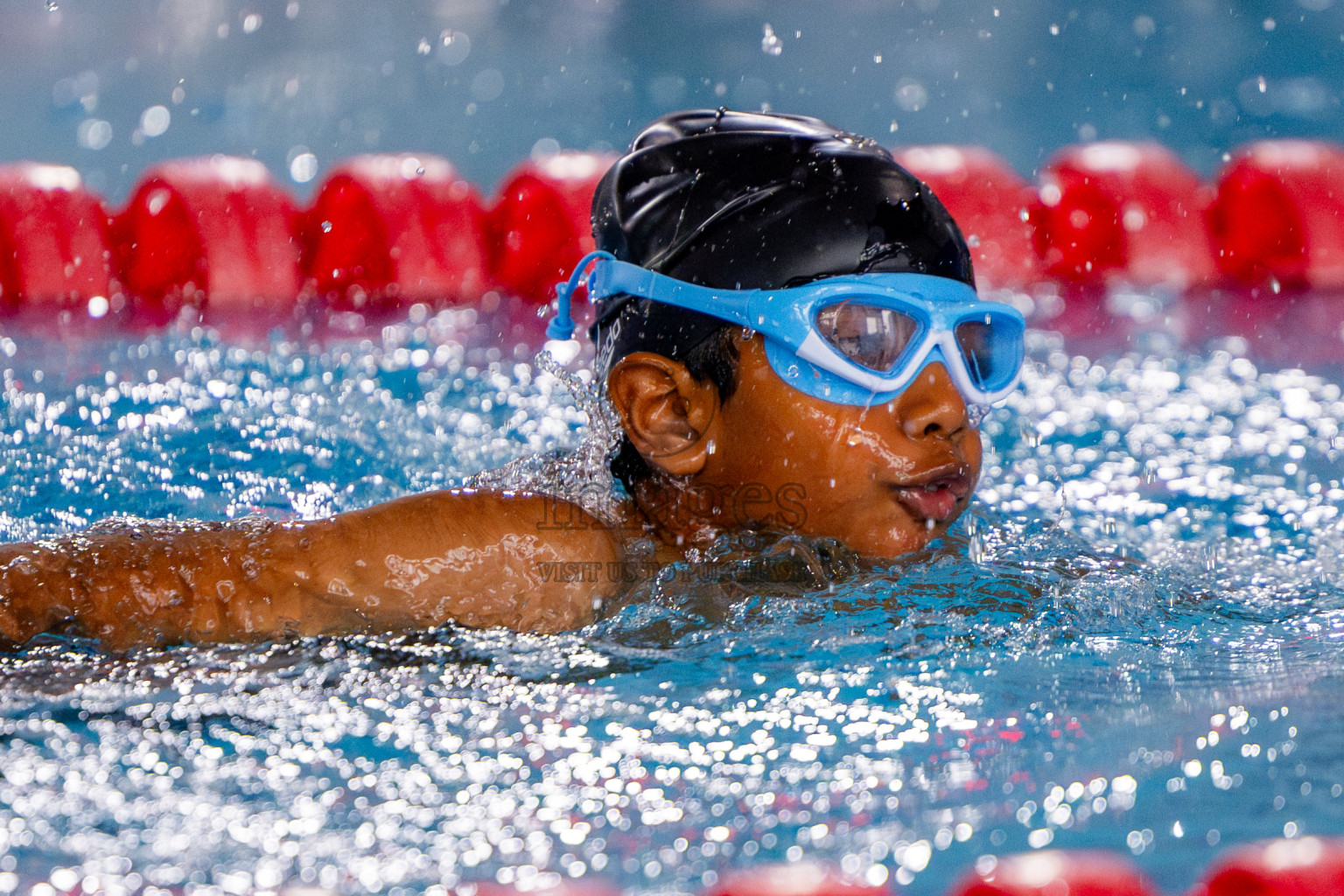 Day 1 of BML 5th National Swimming Kids Festival 2024 held in Hulhumale', Maldives on Monday, 18th November 2024. Photos: Nausham Waheed / images.mv