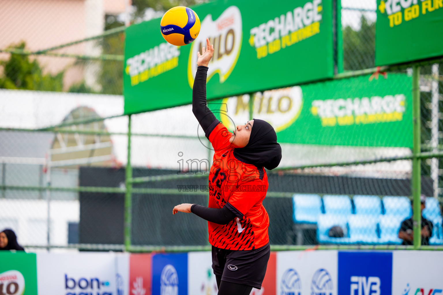 Villingili Z Jamiyya vs Club Volleyball in the Finals of Milo National Junior Volleyball Championship 2025 Woman's Division was held on Sunday, 30th November 2025 at Ekuveni Turf Court Male', Maldives. Photos: Nausham Waheed / images.mv