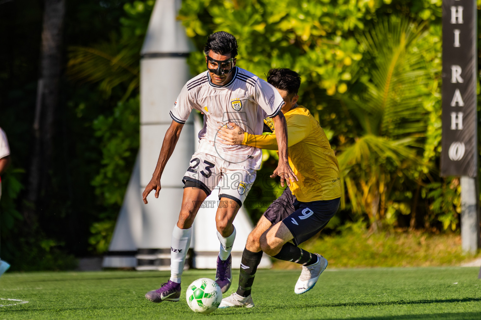 One&Only Reethi Rah vs COCO Bodu Hithi in Resort League 2025 (North Male Zone) day 15 was held on Wednesday, 17th September 2025 in One And Only Reethi Rah Maldives Resort, Photos: Areef Adam / images.mv
