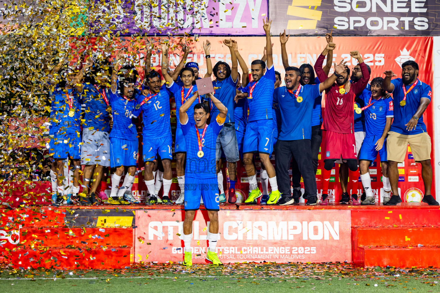 Lh Naifaru vs Lh Kurendhoo in Lhaviyani Atoll Finals Day 26 of Golden Futsal Challenge 2025 was held on Thursday , 30th January 2025, in Hulhumale', Maldives. Photos: Nausham Waheed / images.mv