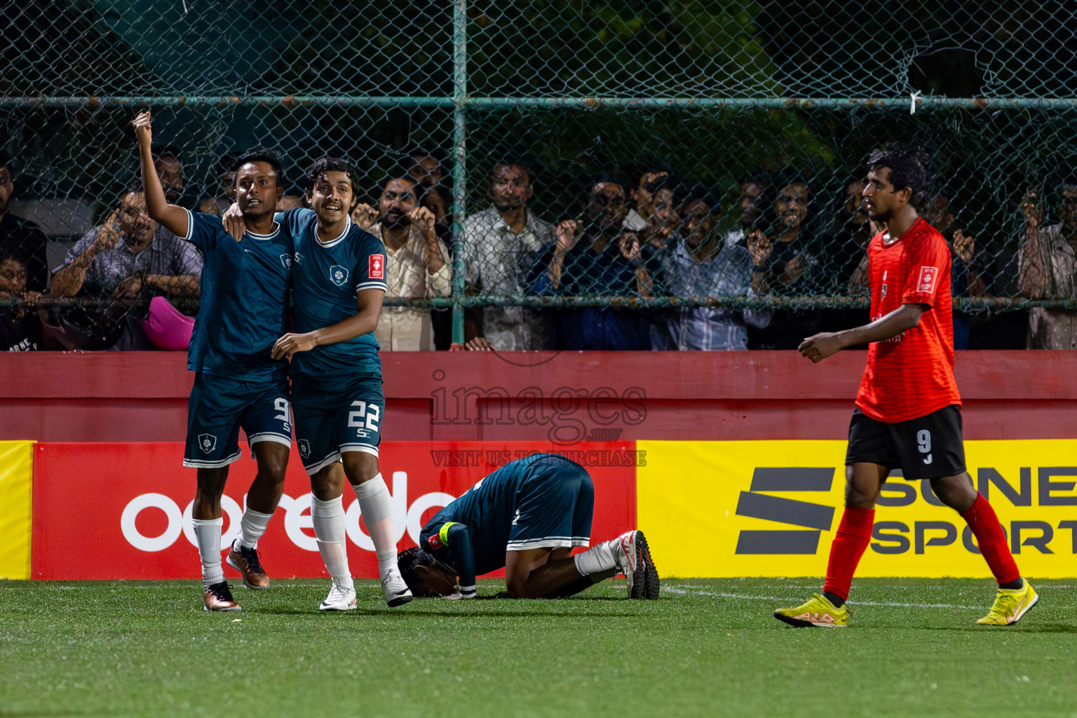 Sh. Kanditheemu VS R. Dhuvaafaru on Day 35 of Golden Futsal Challenge 2024 was held on Tuesday, 20th February 2024, in Hulhumale', Maldives 
Photos: Hassan Simah, / images.mv