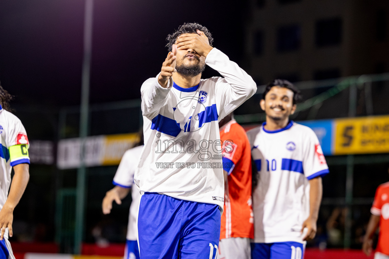Th. Veymandoo VS Th. Kandoodhoo in Day 18 of Golden Futsal Challenge 2025 was held on Wednesday, 22nd January 2025, in Hulhumale', Maldives. Photos: Nausham Waheed / images.mv